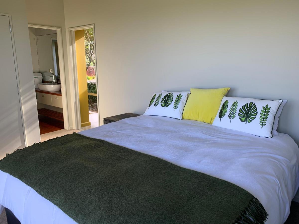 Mangawhai Bay B&B Omokoroa Экстерьер фото